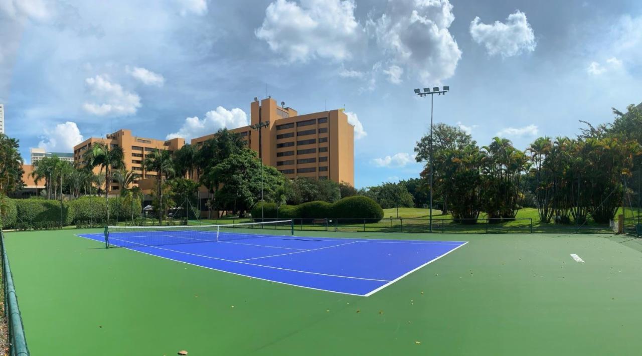 Hotel Transamerica เซาเปาโล ภายนอก รูปภาพ Tennis Courts