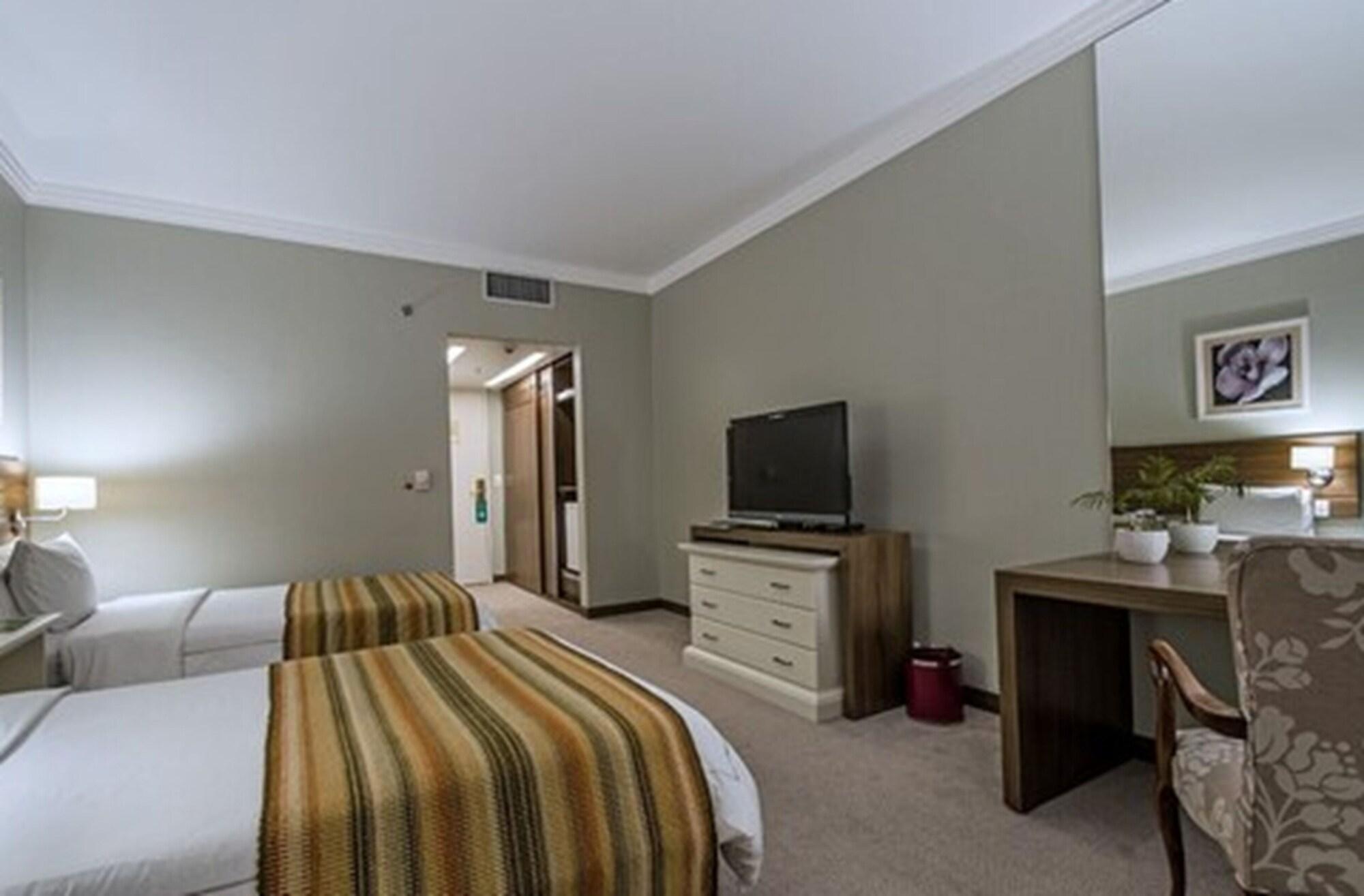 Hotel Transamerica เซาเปาโล ภายนอก รูปภาพ A room at the hotel