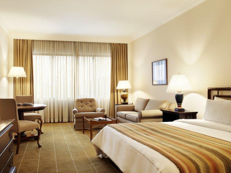 Hotel Transamerica เซาเปาโล ภายนอก รูปภาพ A room at the Four Seasons Hotel in Washington, D.C.