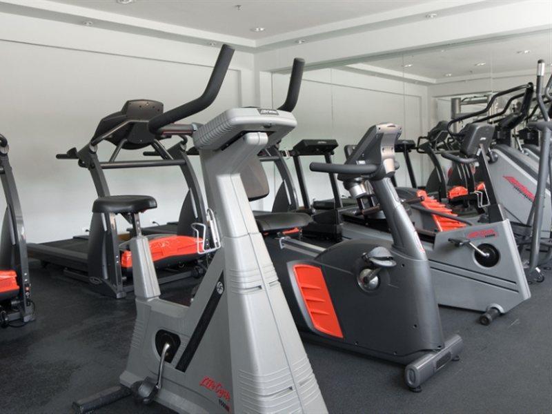 Hotel Transamerica เซาเปาโล ภายนอก รูปภาพ A typical gym