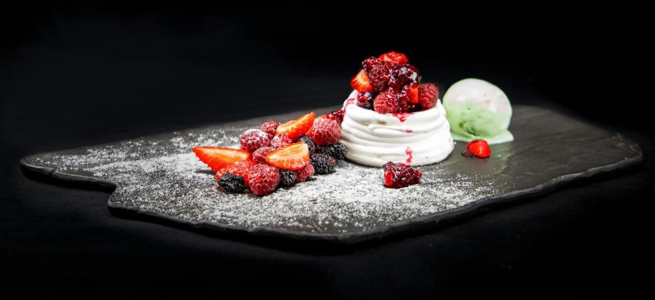 Hotel Transamerica เซาเปาโล ภายนอก รูปภาพ A dessert